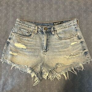 Blank NYC The Barrow Vintage High- Rise Jean Short Size 28